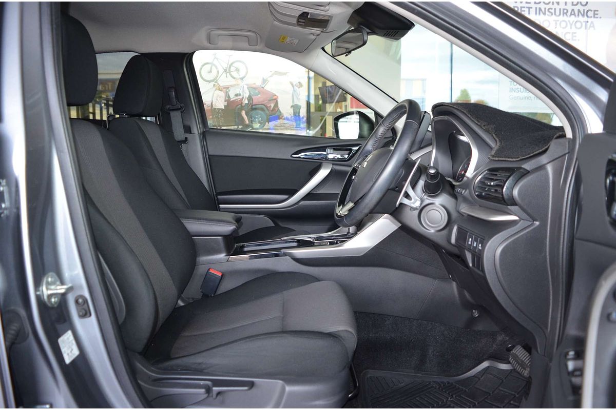 2021 Mitsubishi Eclipse Cross LS YB