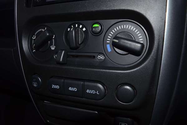 2015 Suzuki Jimny Sierra SN413 T6