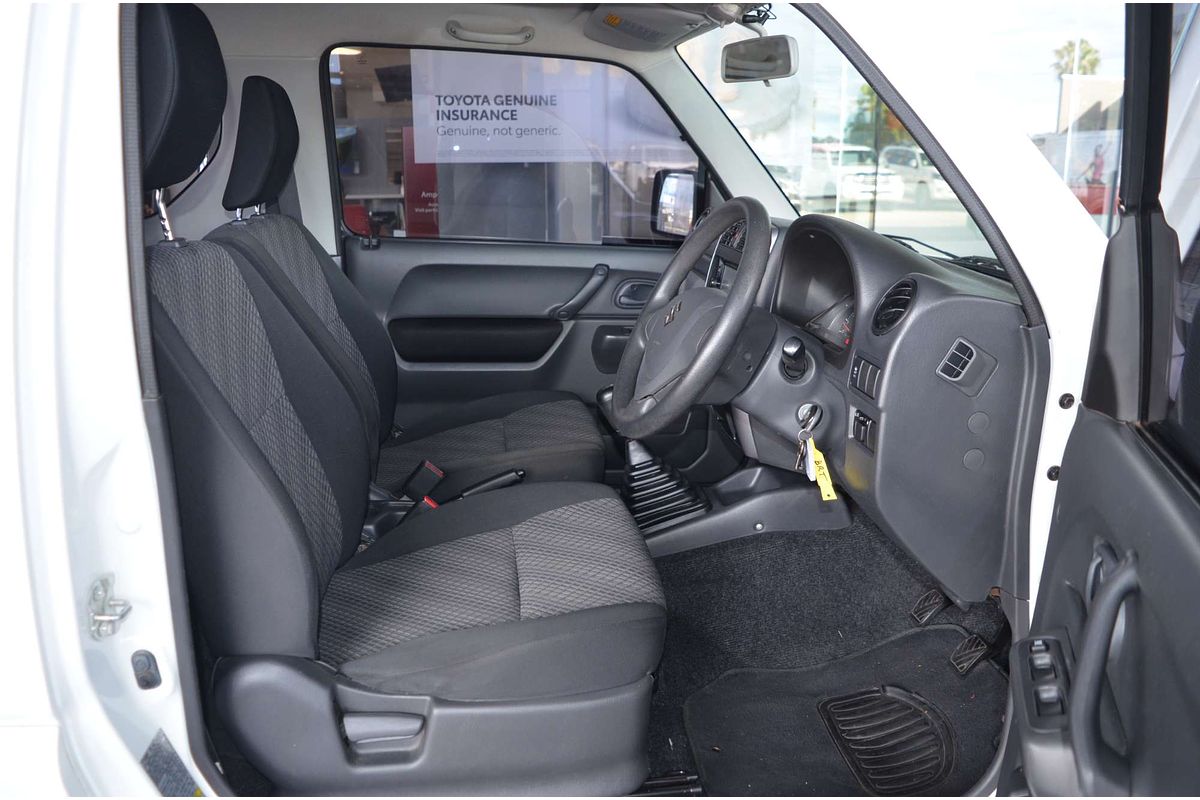 2015 Suzuki Jimny Sierra SN413 T6