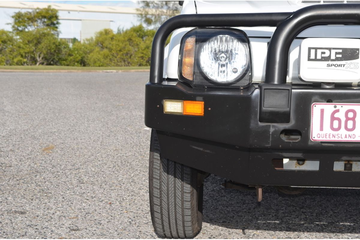2015 Suzuki Jimny Sierra SN413 T6