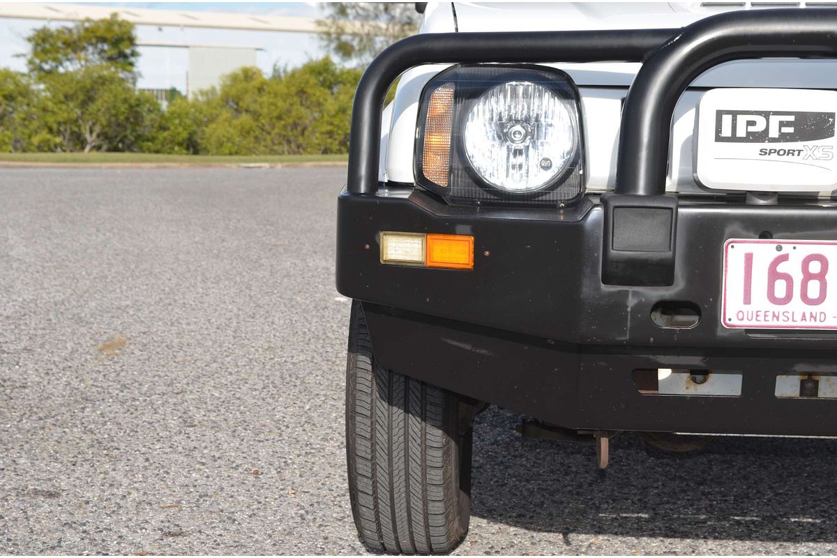2015 Suzuki Jimny Sierra SN413 T6