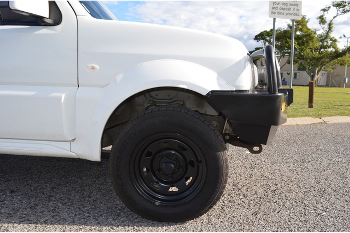 2015 Suzuki Jimny Sierra SN413 T6