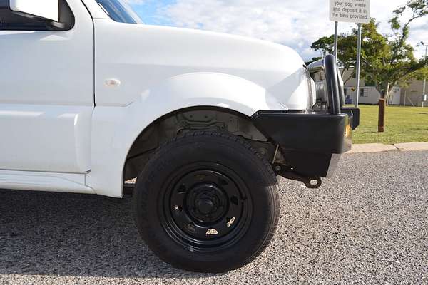 2015 Suzuki Jimny Sierra SN413 T6