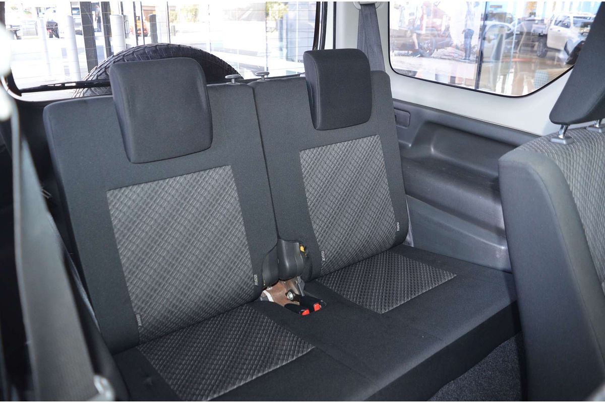 2015 Suzuki Jimny Sierra SN413 T6