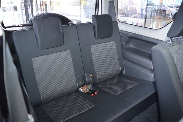 2015 Suzuki Jimny Sierra SN413 T6