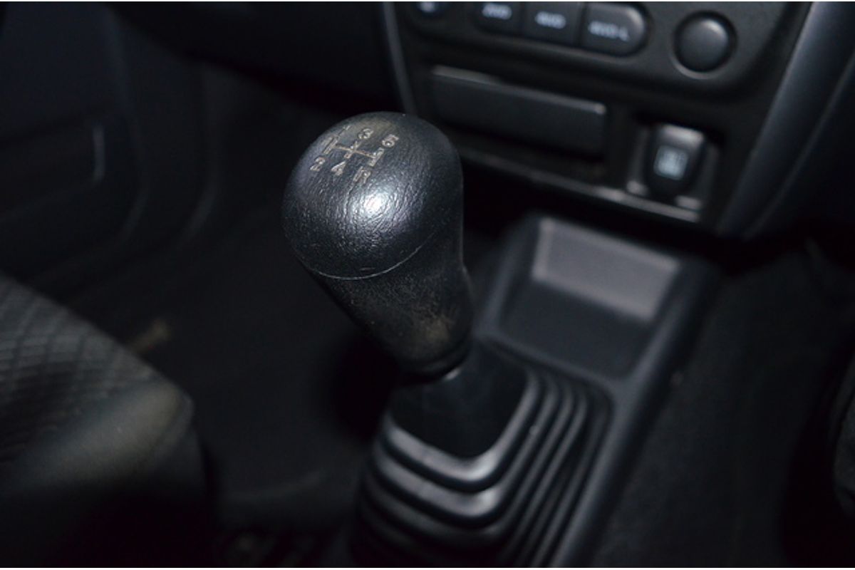 2015 Suzuki Jimny Sierra SN413 T6