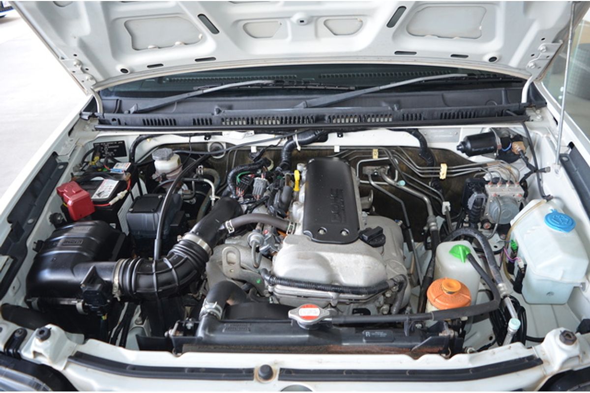 2015 Suzuki Jimny Sierra SN413 T6