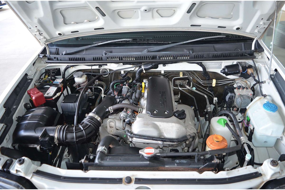 2015 Suzuki Jimny Sierra SN413 T6