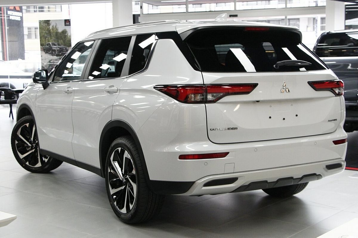 2025 Mitsubishi Outlander Aspire ZM