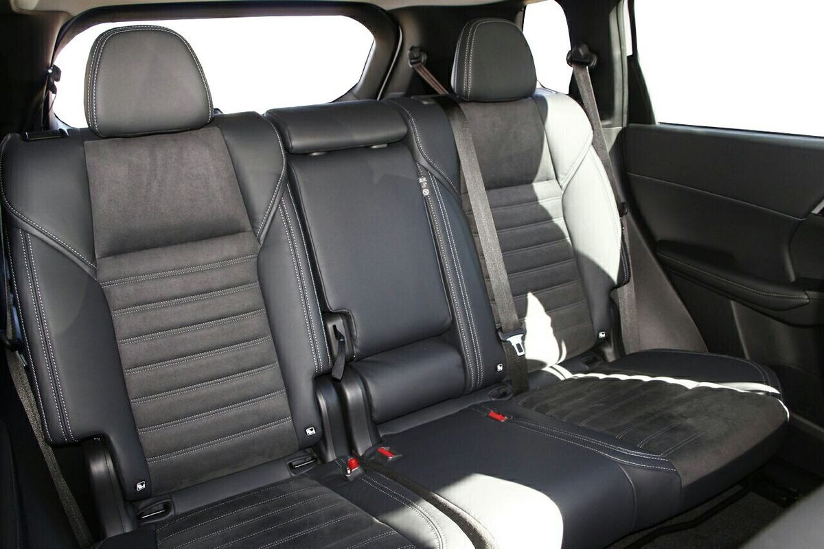 2025 Mitsubishi Outlander Aspire ZM