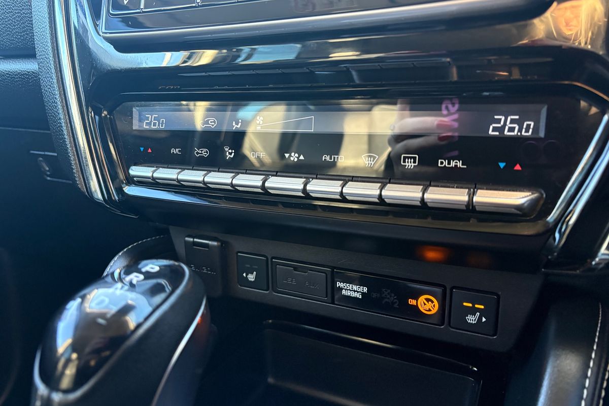 2022 Isuzu MU-X LS-T