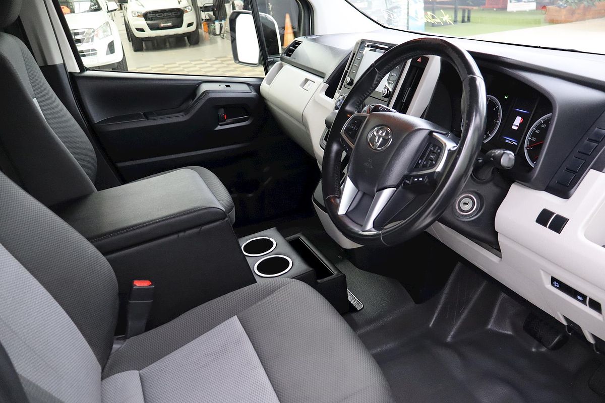 2019 Toyota Hiace GDH300R LWB