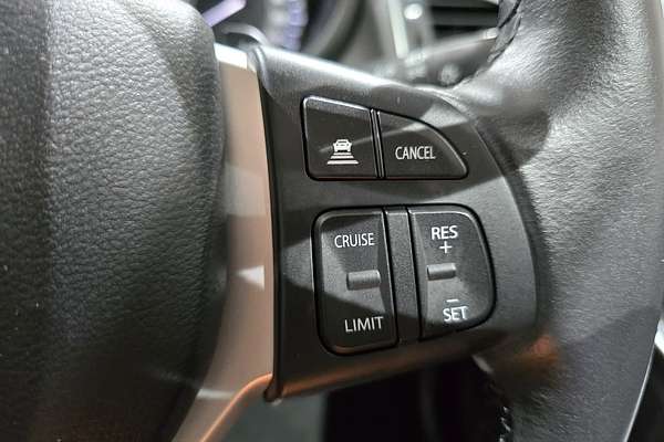 2023 Suzuki S-Cross JYB