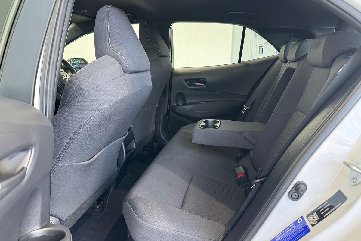 2023 Toyota Corolla Ascent Sport Hybrid ZWE219R