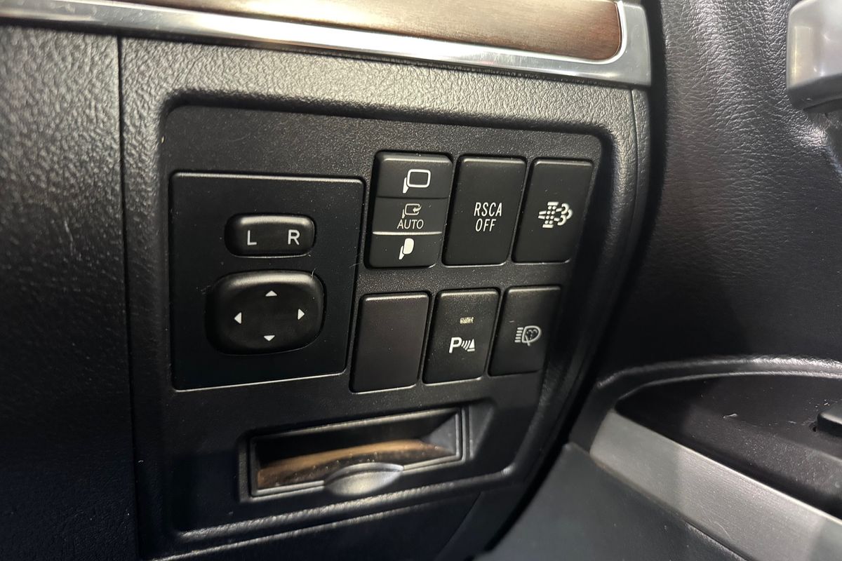 2018 Toyota Landcruiser VX VDJ200R