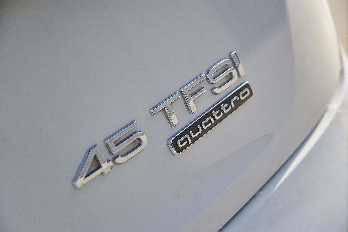 2019 Audi Q5 45 TFSI sport FY