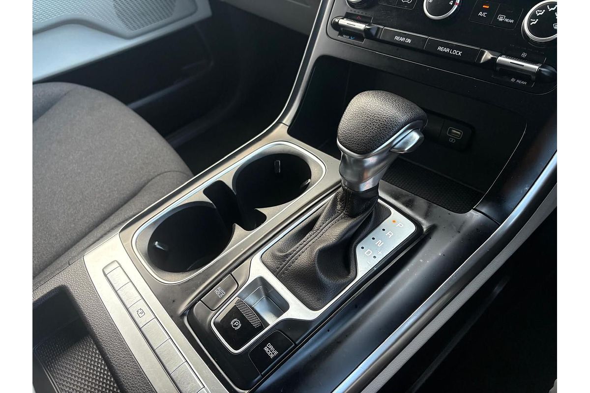 2022 Kia Carnival S KA4