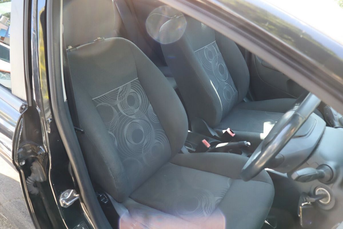 2010 Ford Fiesta LX WT