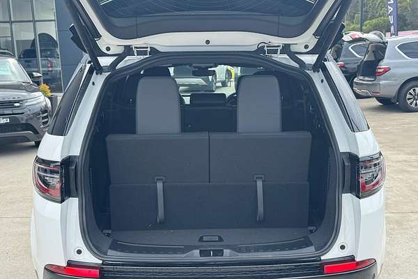 2024 Land Rover Discovery Sport P250 Dynamic SE L550
