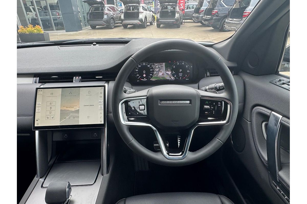 2024 Land Rover Discovery Sport P250 Dynamic SE L550
