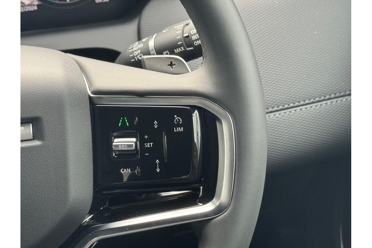2024 Land Rover Discovery Sport P250 Dynamic SE L550