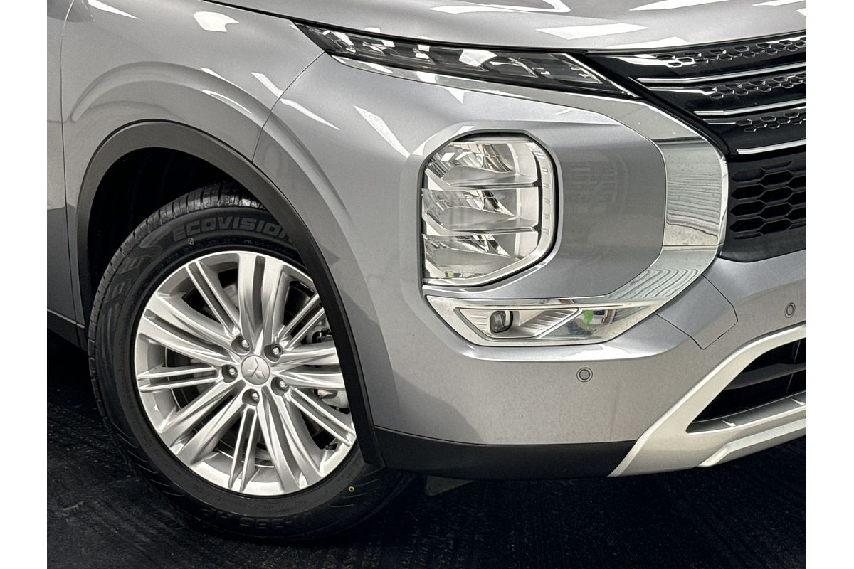 2022 Mitsubishi Outlander LS ZM