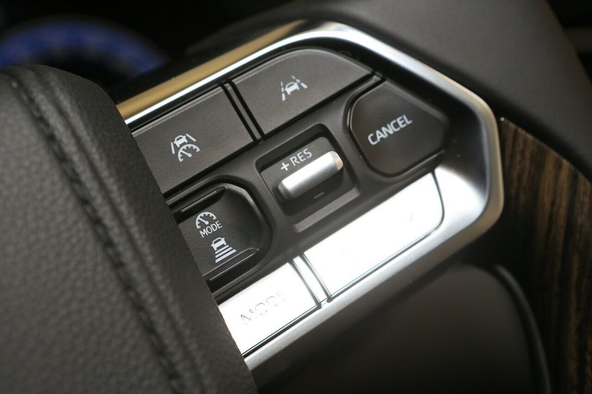2025 Toyota Landcruiser VX FJA300R