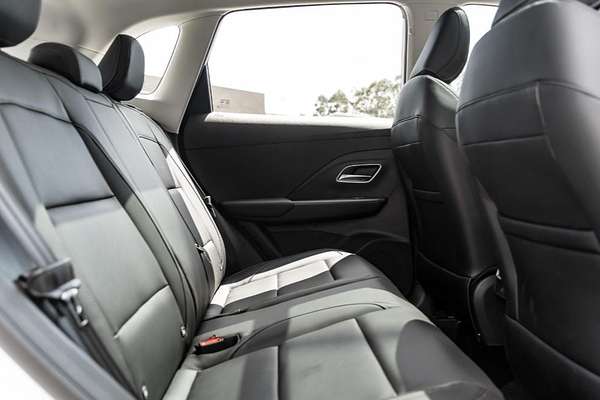 2025 MG ZS Essence Hybrid+ ZS32