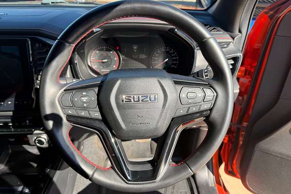 2023 Isuzu D-MAX X-TERRAIN  4X4