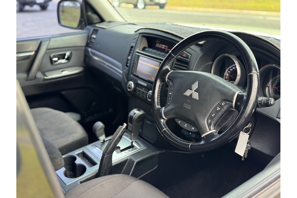2011 Mitsubishi Pajero Platinum NT