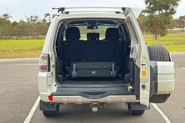 2011 Mitsubishi Pajero Platinum NT