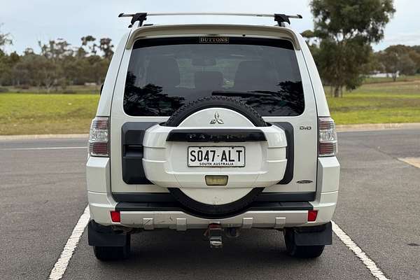 2011 Mitsubishi Pajero Platinum NT