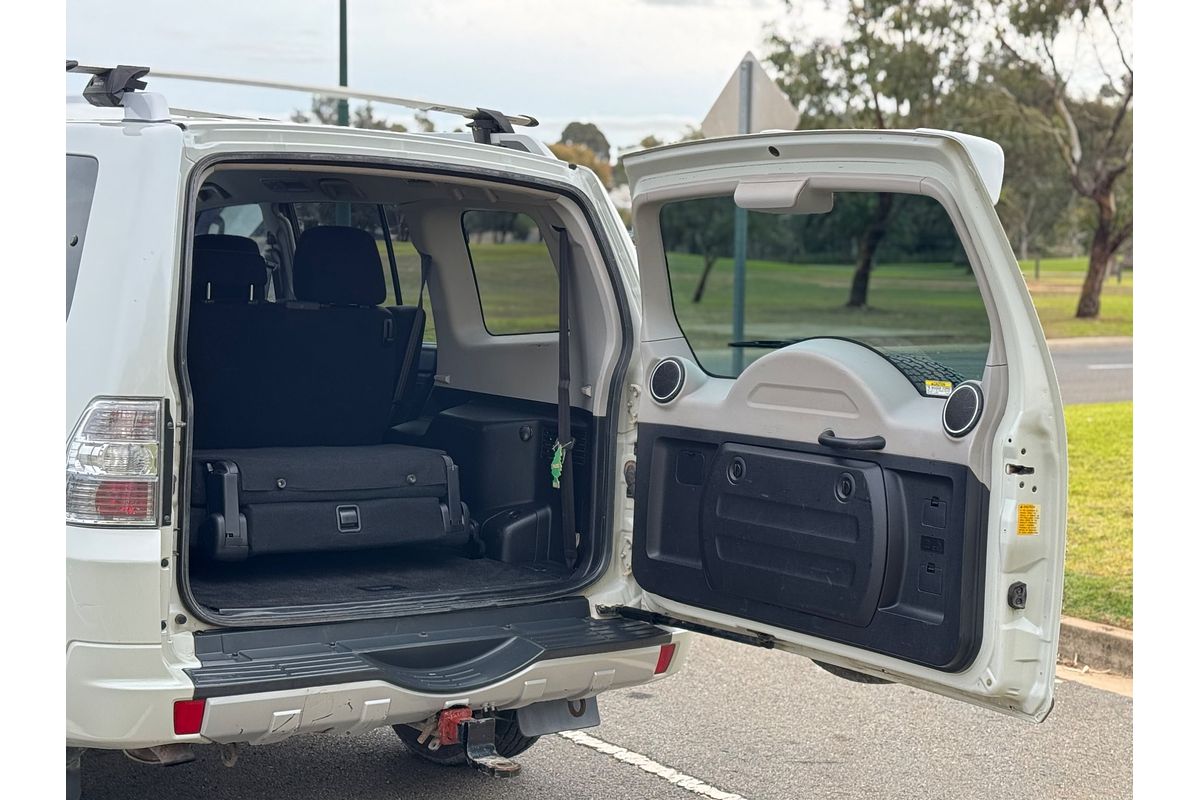 2011 Mitsubishi Pajero Platinum NT