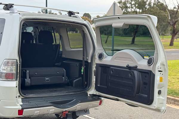 2011 Mitsubishi Pajero Platinum NT