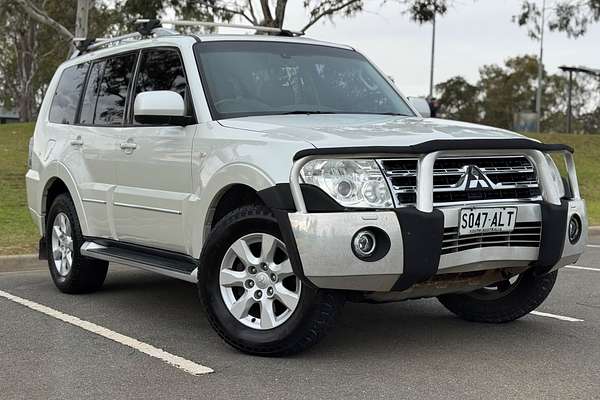 2011 Mitsubishi Pajero Platinum NT