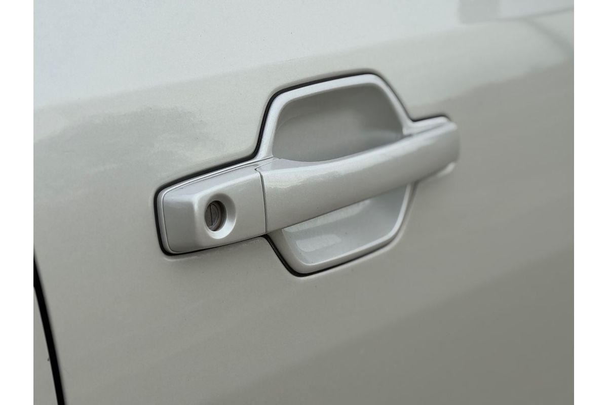 2011 Mitsubishi Pajero Platinum NT