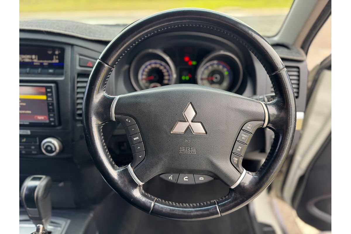 2011 Mitsubishi Pajero Platinum NT