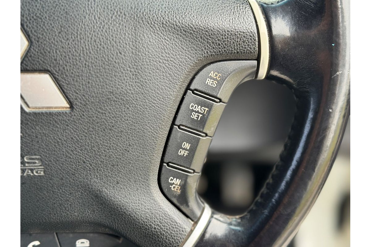 2011 Mitsubishi Pajero Platinum NT