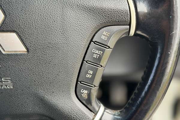 2011 Mitsubishi Pajero Platinum NT