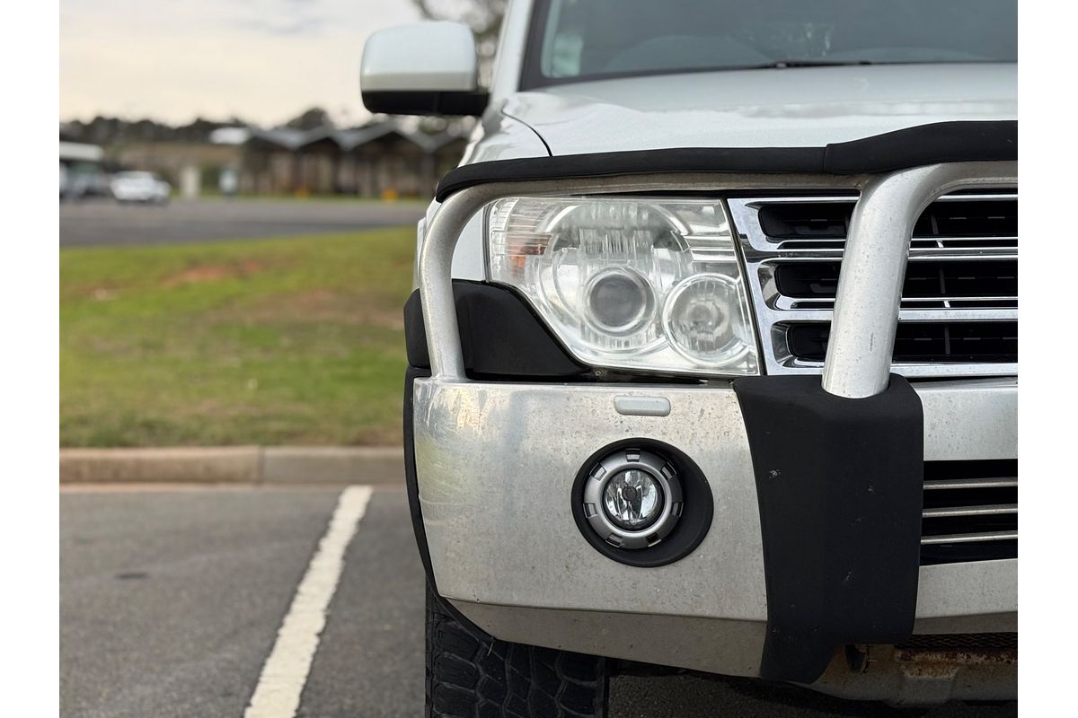 2011 Mitsubishi Pajero Platinum NT
