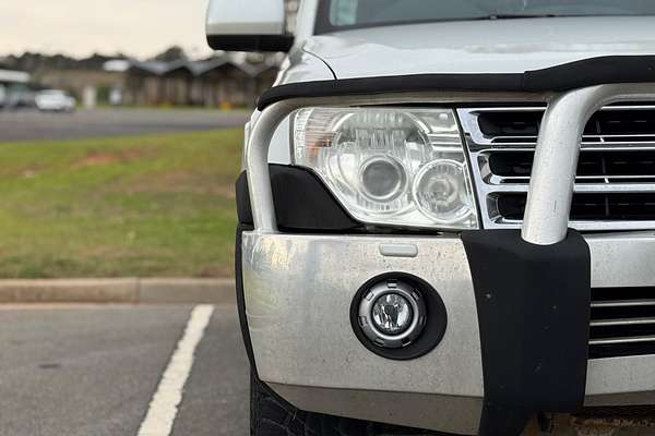 2011 Mitsubishi Pajero Platinum NT