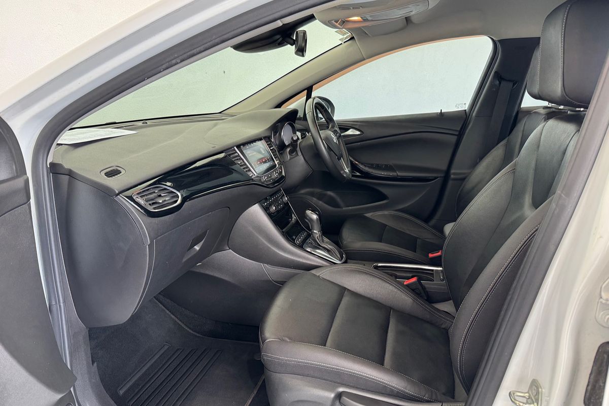 2017 Holden Astra RS-V BK