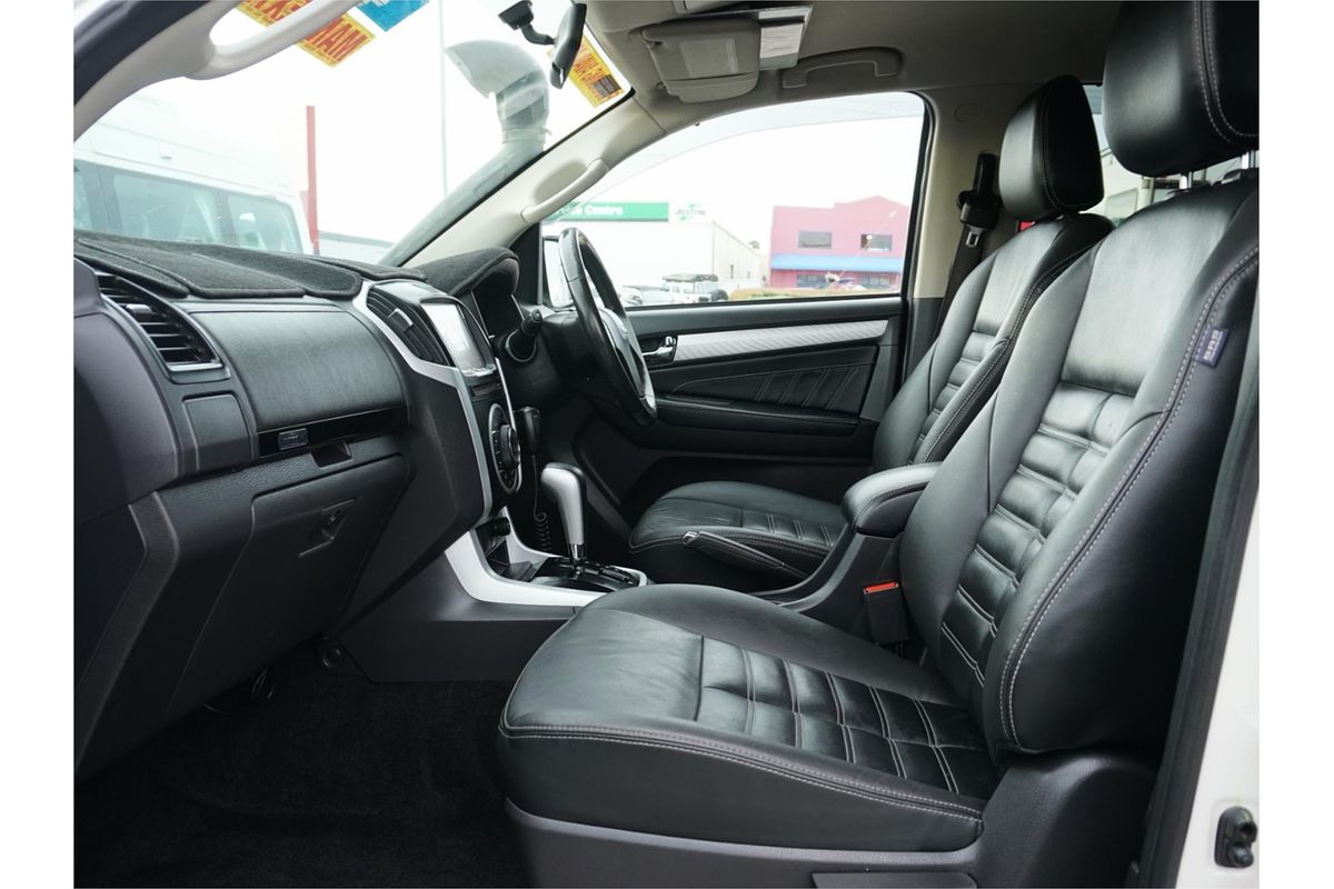 2018 Isuzu MU-X LS-T