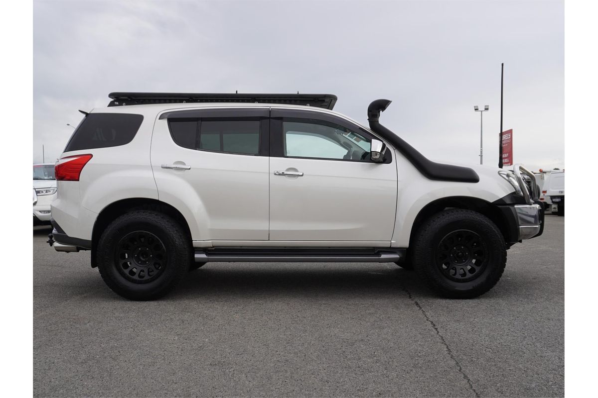 2018 Isuzu MU-X LS-T