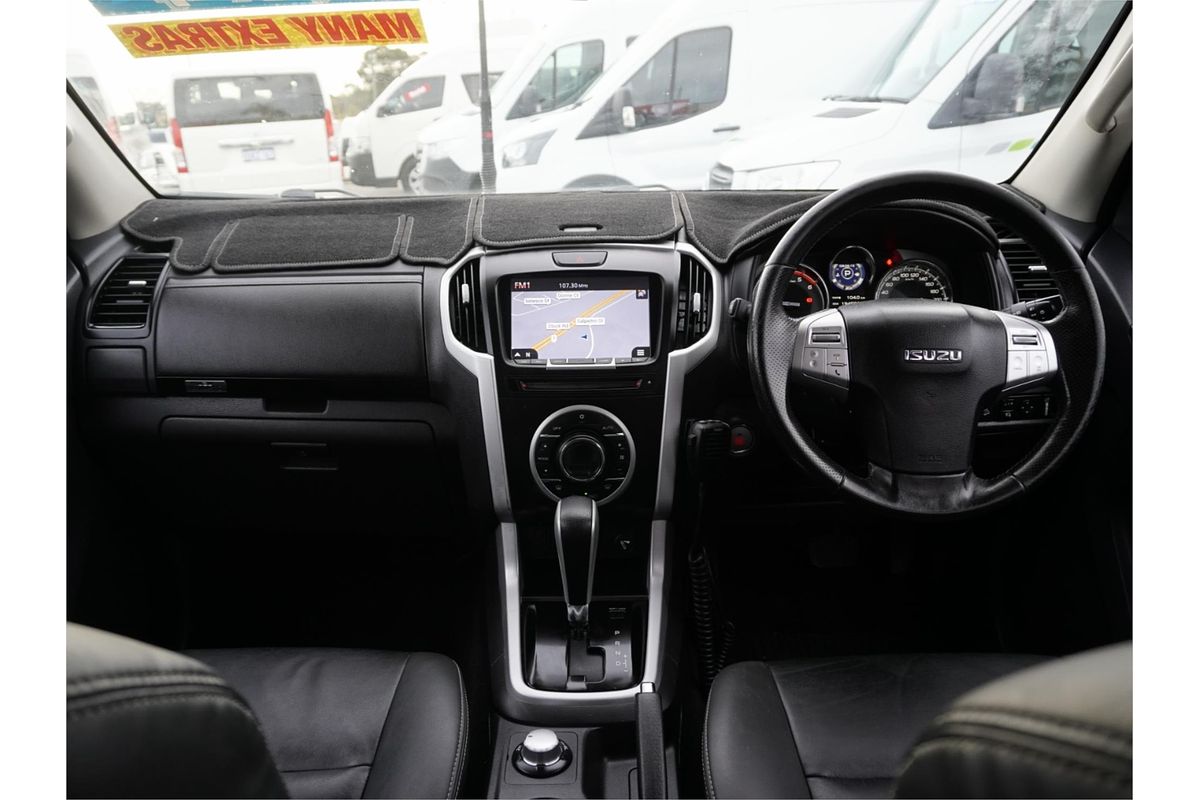 2018 Isuzu MU-X LS-T