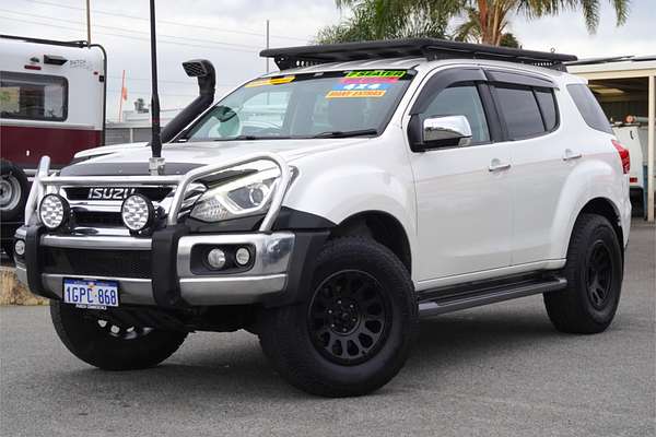 2018 Isuzu MU-X LS-T