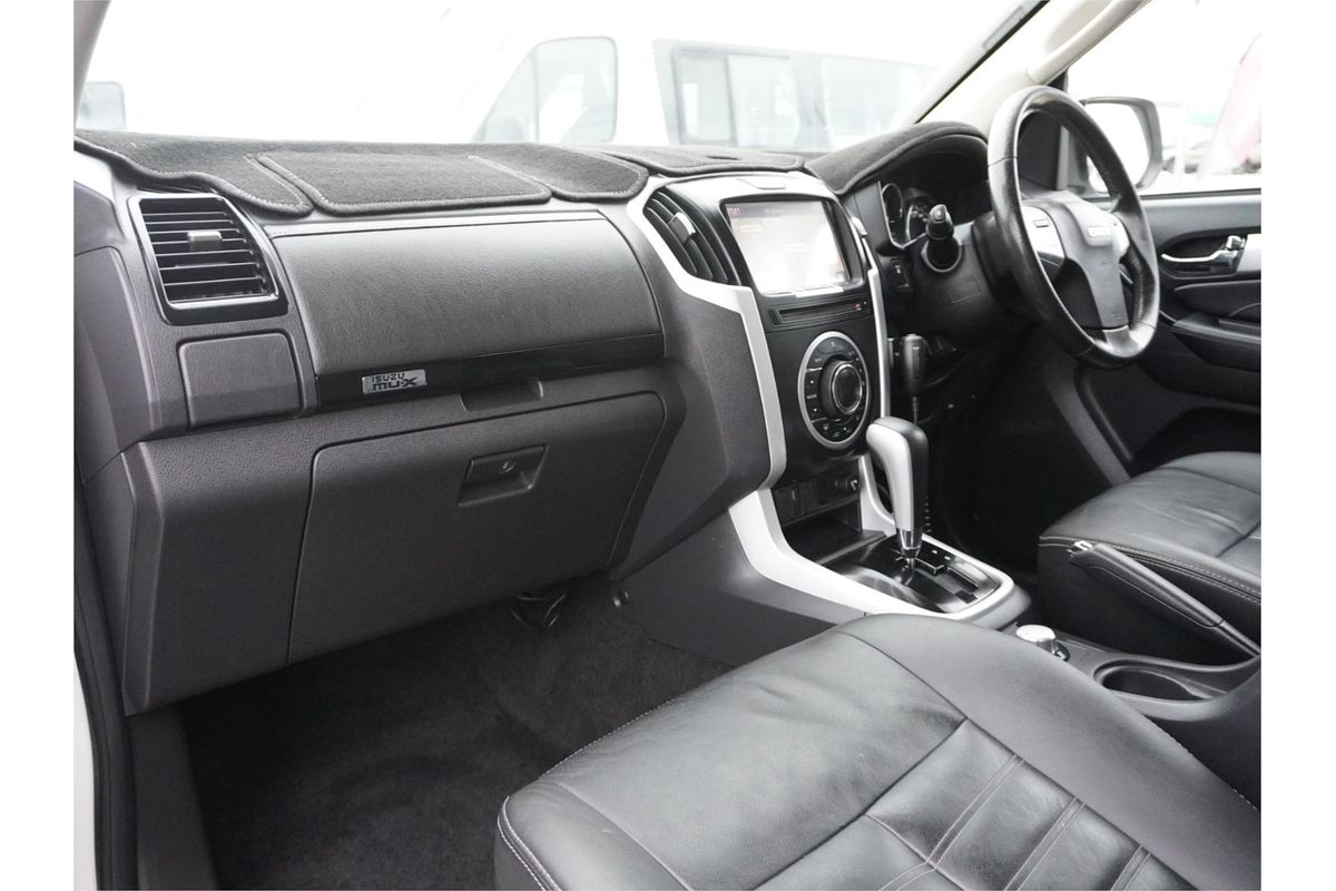 2018 Isuzu MU-X LS-T