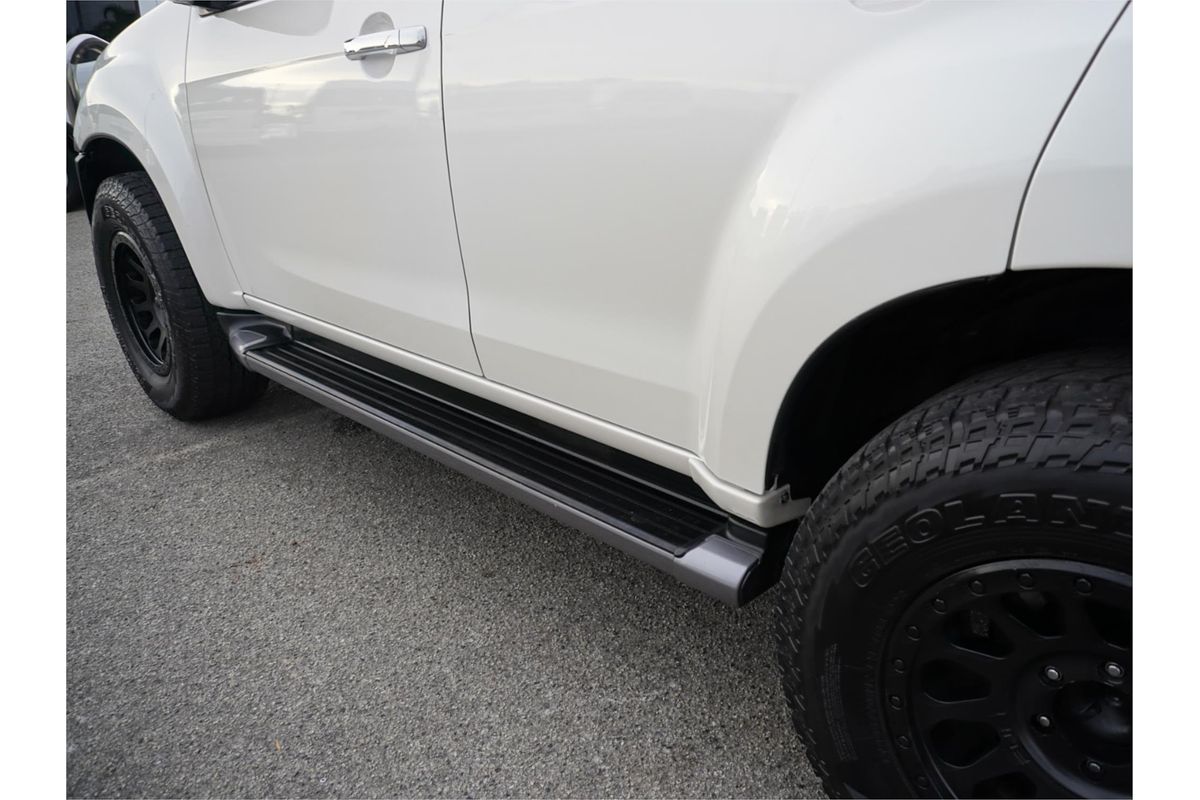 2018 Isuzu MU-X LS-T