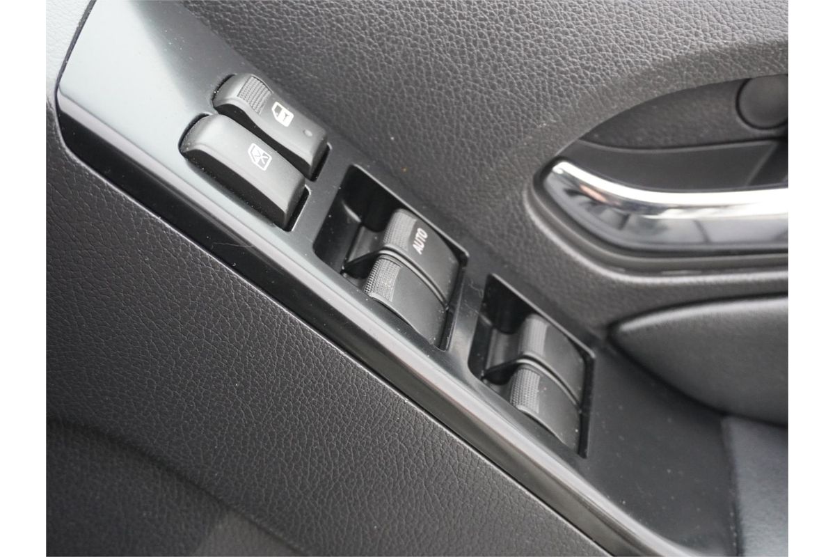 2018 Isuzu MU-X LS-T