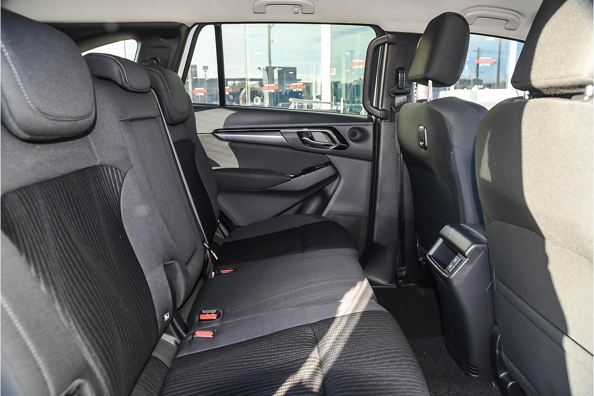 2025 Isuzu MU-X